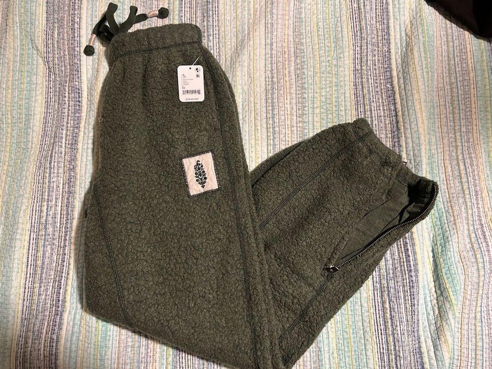 NWT Free People FP Movement Fleece Jogger Pants Olive Green XS Drawstring $228⁠